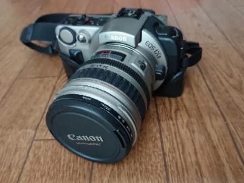 思い出家電】キヤノンのAPS一眼レフカメラ「EOS IXE」 - 家電Watch