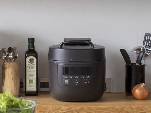 シロカ、6人分を調理できる大容量の電気圧力鍋「おうちシェフPRO L