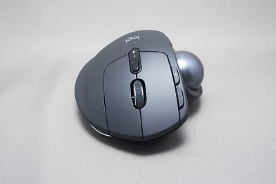 親指トラックボールの大本命！ 「MX ERGO」 - ケータイ Watch