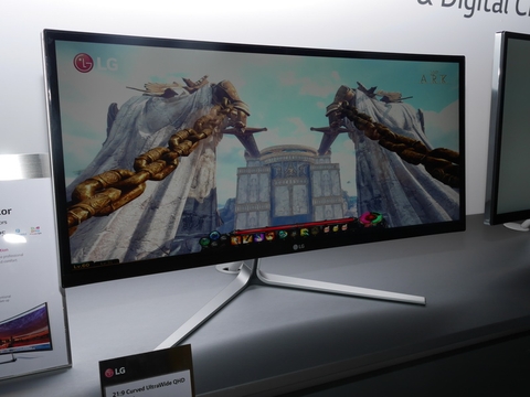 LG、世界初のFreeSync対応34型ウルトラワイド液晶を展示 ～14型液晶で