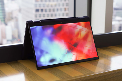 デザインにもこだわりたいビジネスマン向けのモバイル2in1、日本HP