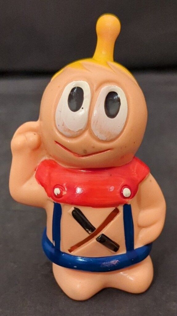 シスコ ソフビ製貯金箱 チビラくんへそくり人形 100mm - メルカリ