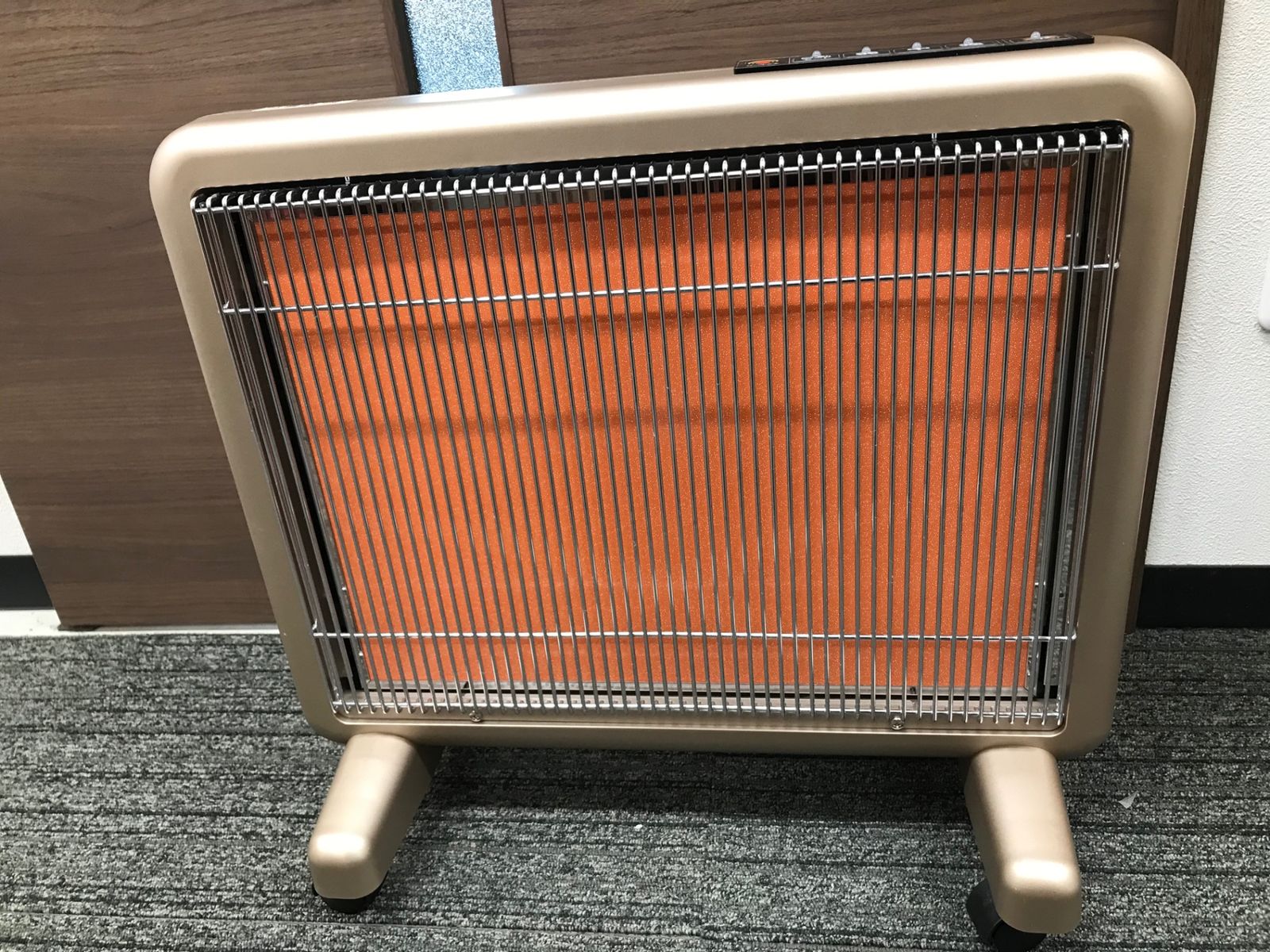 サンルミエ エクセラ7 N700−GR遠赤外線ヒーター暖房機 サンルミエ