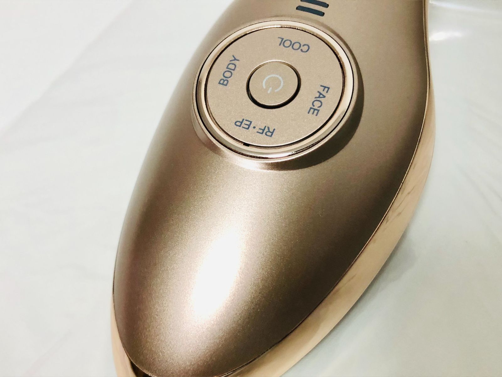 MEラボンエクラ Éclat ECL-02 美顔器 ゴールド MEラボン・エクラ ECL