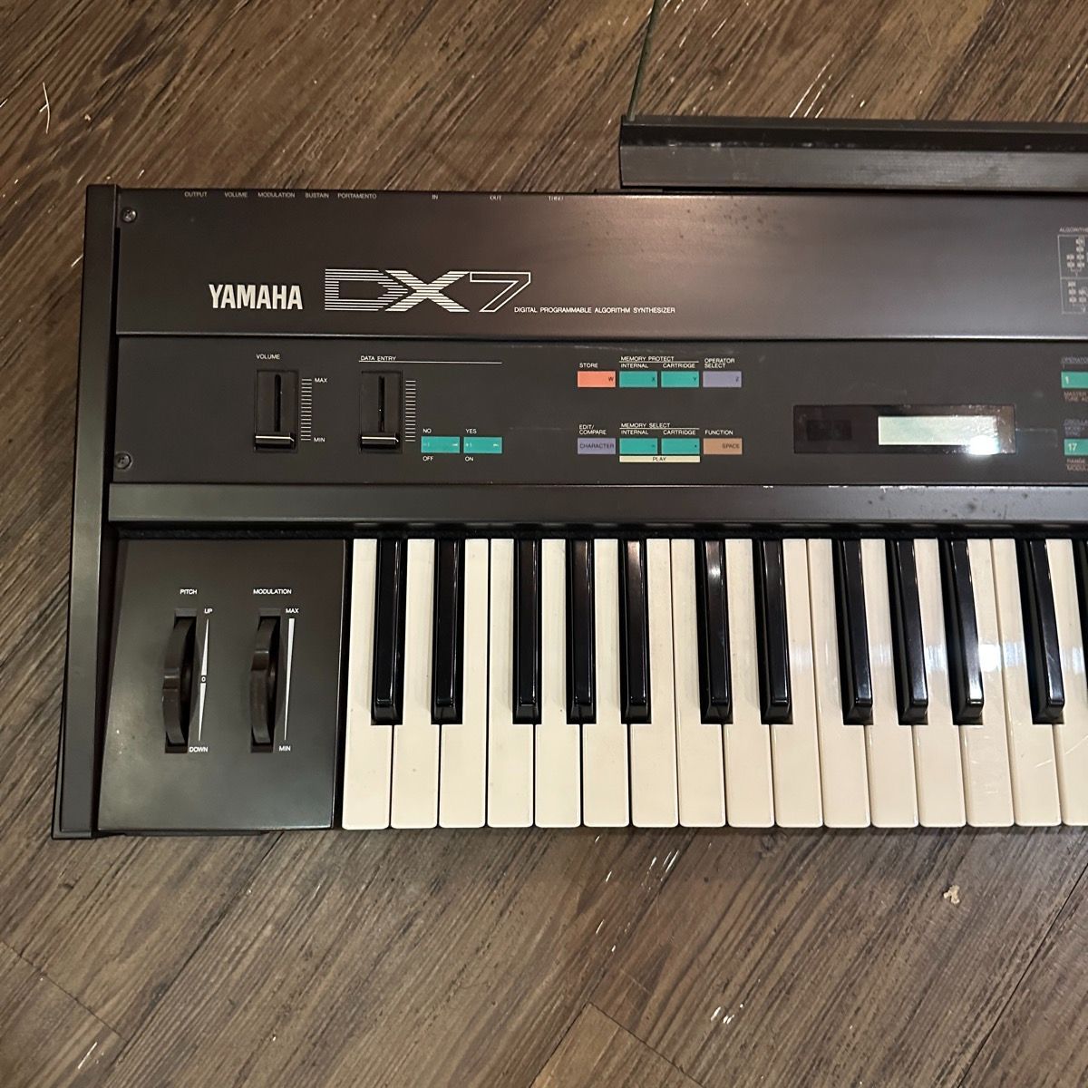 Yamaha DX7 Synthesizer Keyboard シンセサイザー キーボード ヤマハ