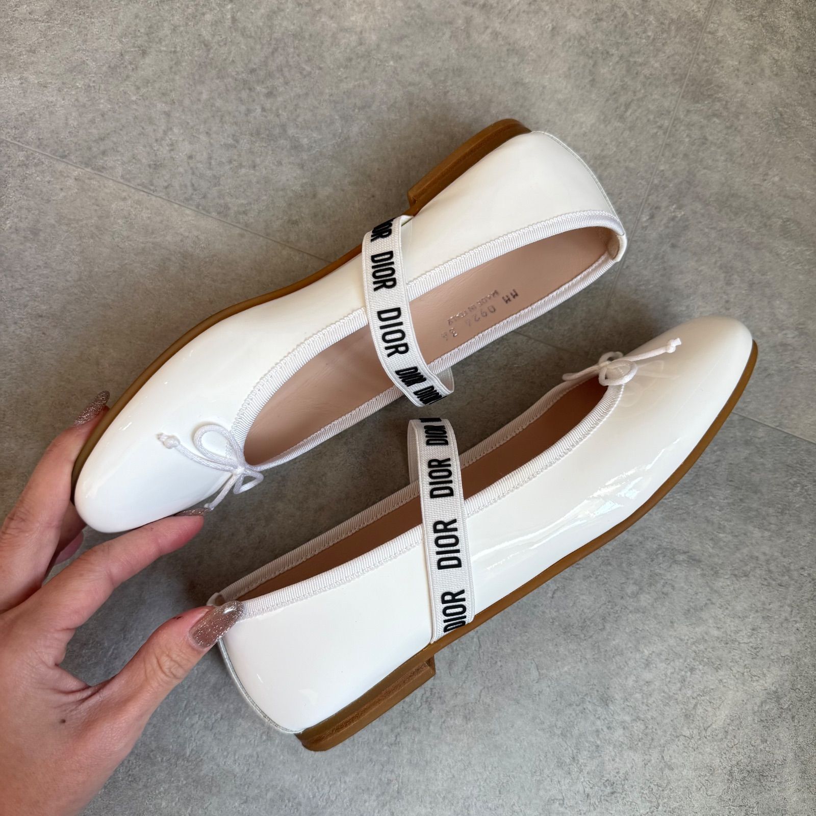 Dior ディオール リボンバレエシューズ ロゴベルト パテントカーフ