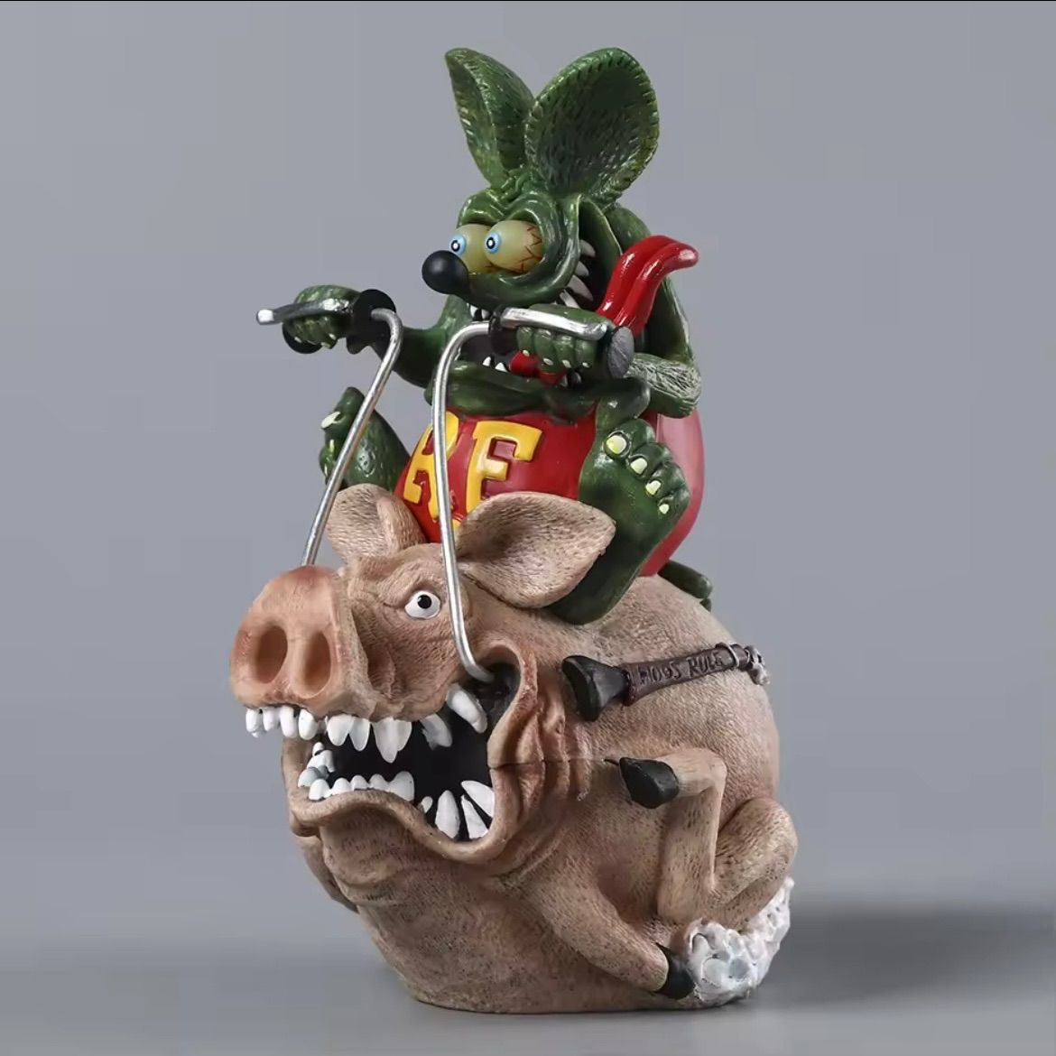 ラットフィンク フィギュア 豚 バイク - メルカリ