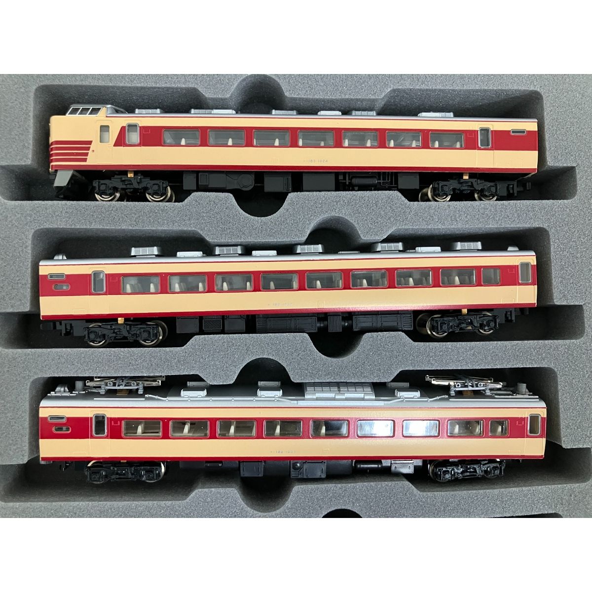 KATO 10-160 183系 1000番台 直流特急型電車 一般特急色 昭和 7両 鉄道