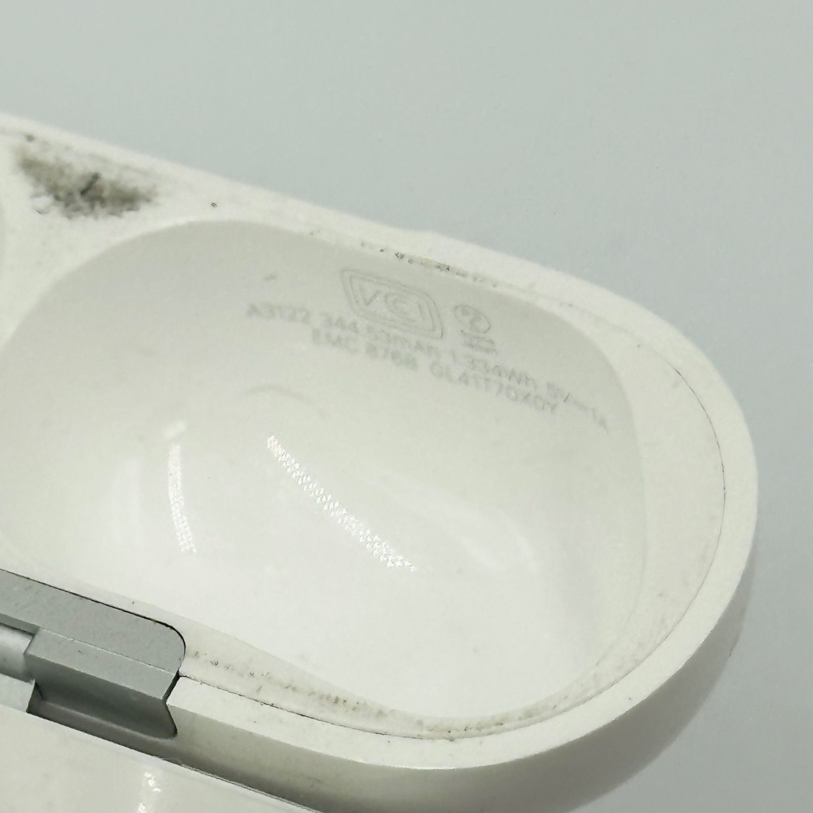 Apple AirPods Pro 第3世代 A3122 充電ケース Apple AirPods Pro 第3