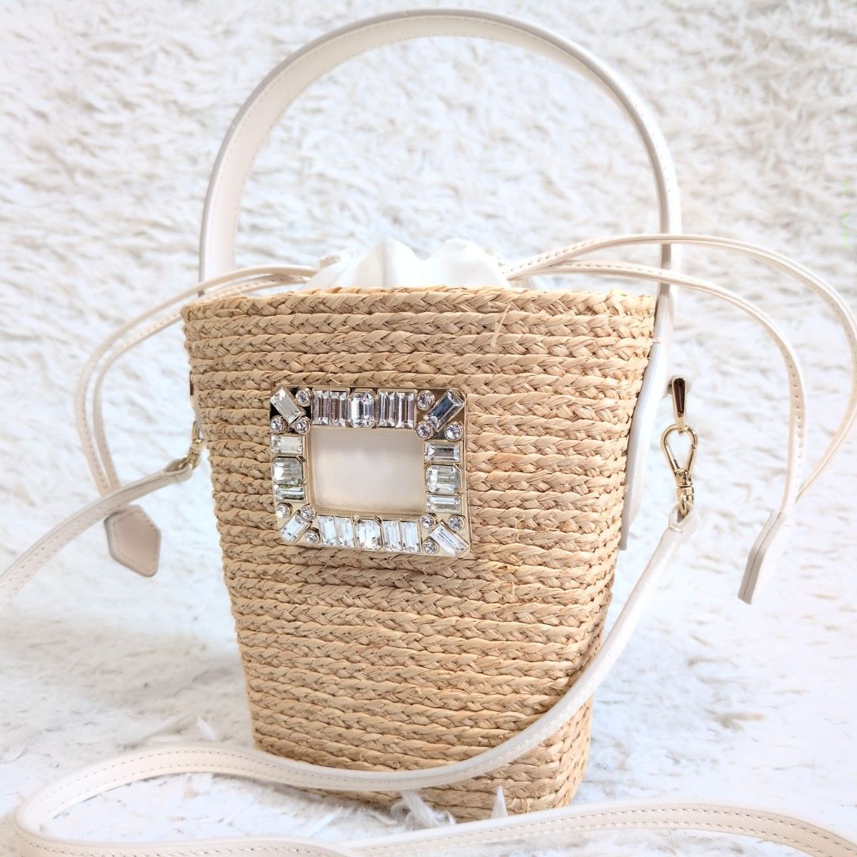 未使用級✨ ROGER VIVIER ロジェヴィヴィエ ヴィヴスケート ラフィア