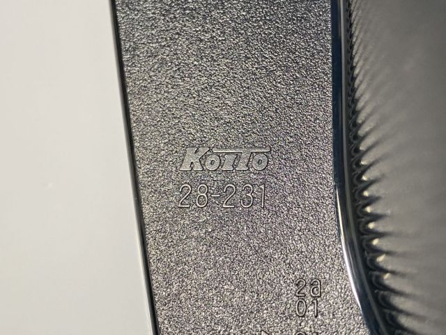 美品/破損キズなし エスクァイア ノア ZRR80G ZRR80W ZWR80G ZWR80W