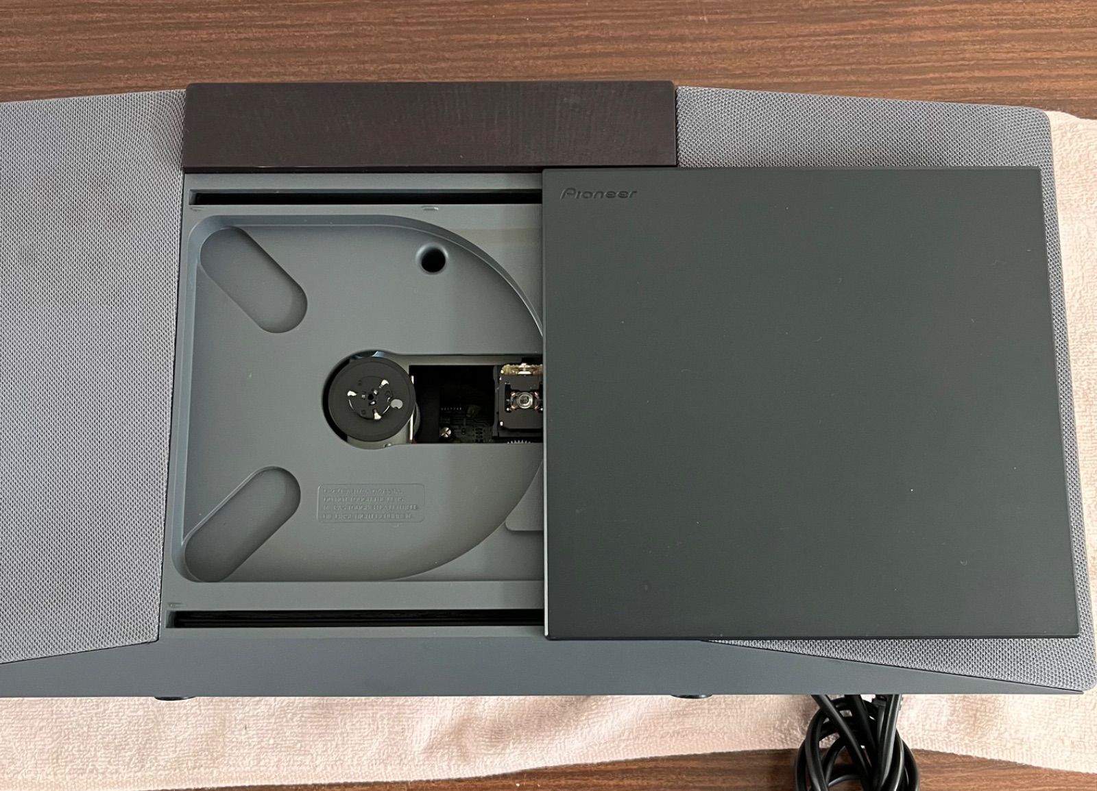 ジャンク品 Pioneer スリムCDミニコンポ X-SMC02(B) 2017年製 - メルカリ