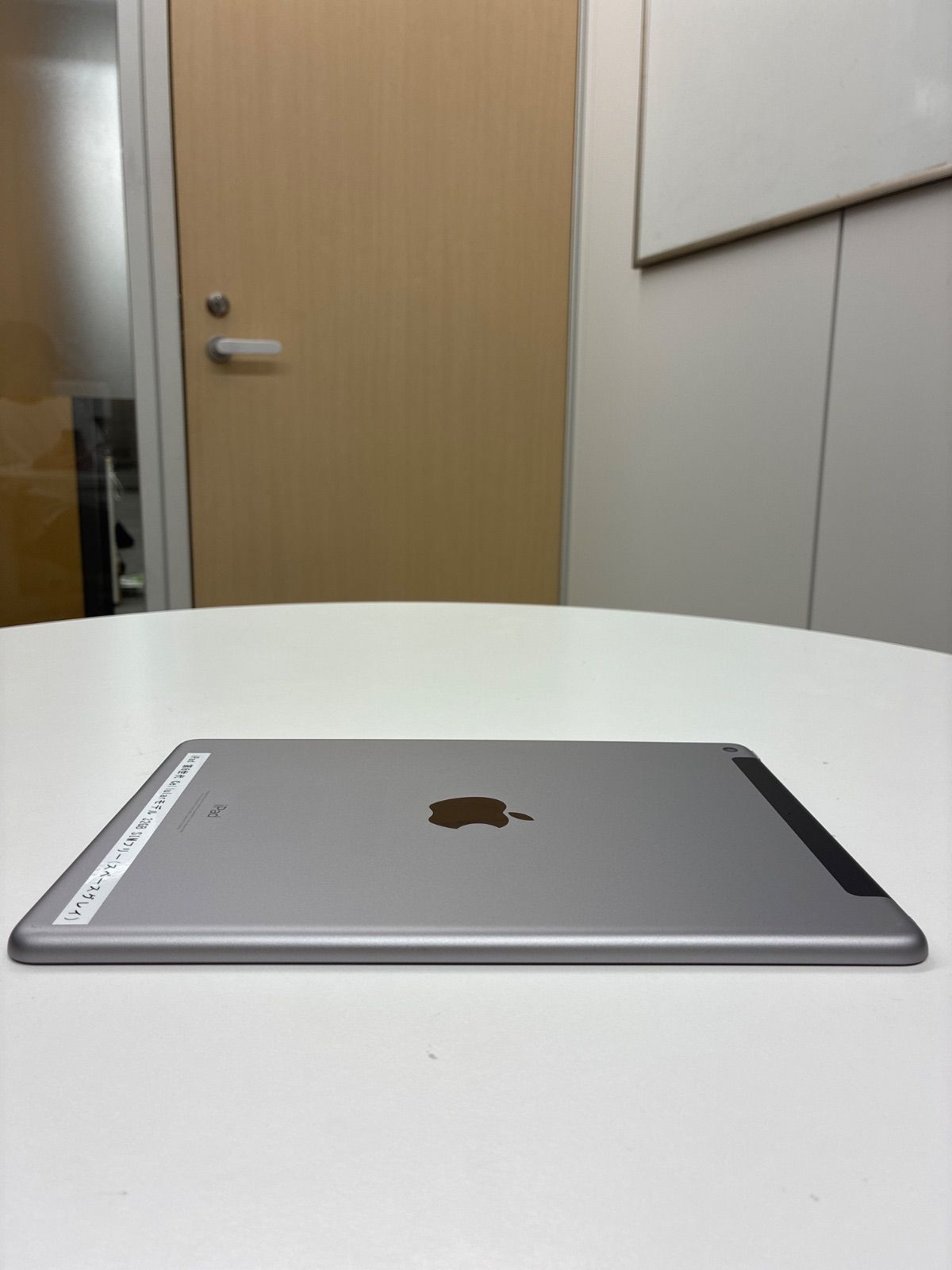 iPad 第6世代 32GB Cellular SIMフリー A1954 スペースグレイ 完全