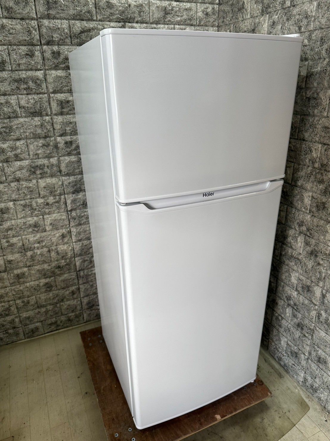 大阪送料無料☆3か月保障付き☆冷蔵庫☆ハイアール☆2ドア☆2022年☆JR