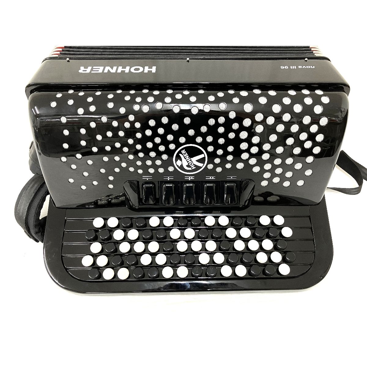 HOHNER nova III 96 クロマチック ボタン アコーディオン E♭ - B