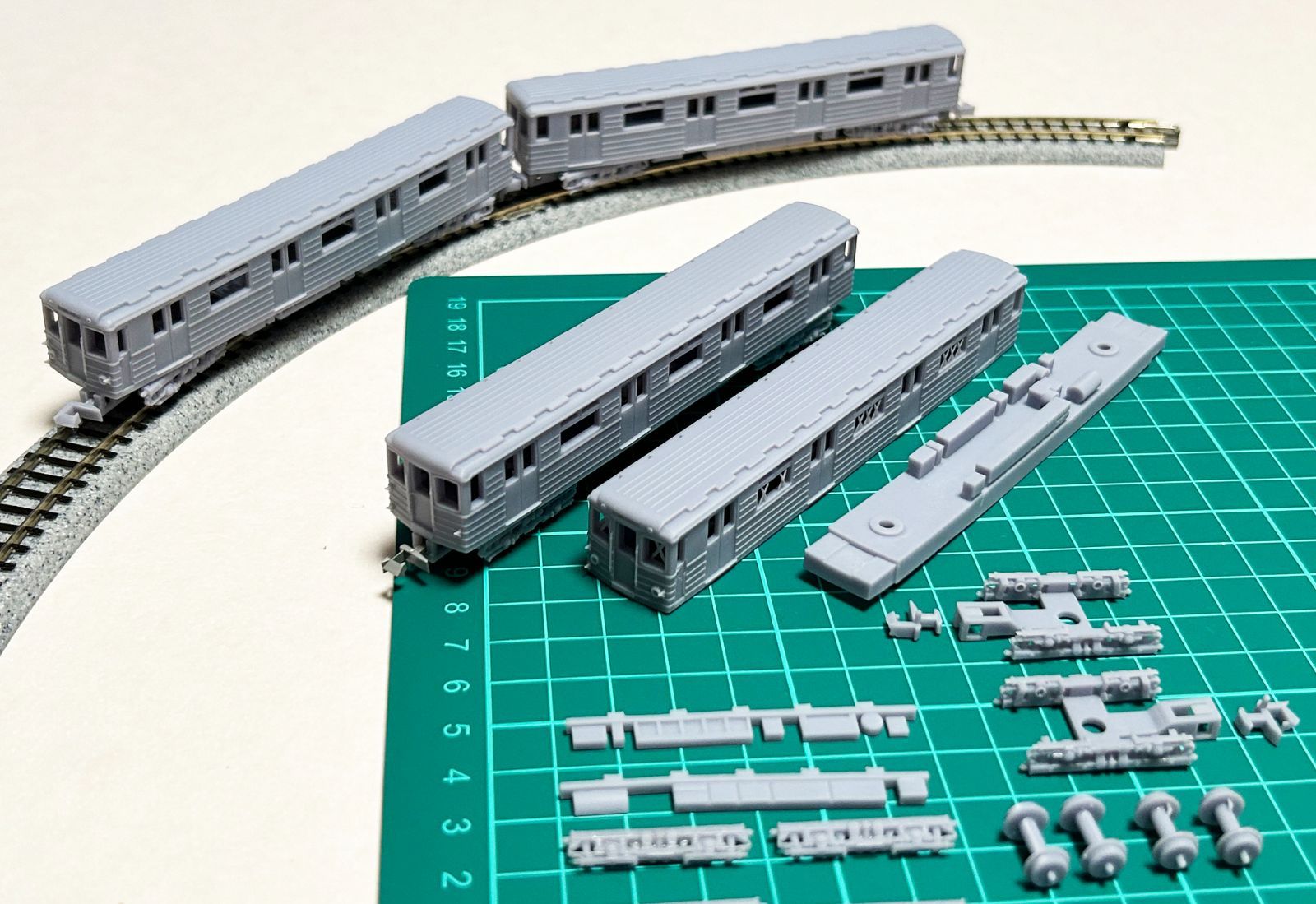 Nゲージ】ソ連地下鉄E型電車（4両編成キット） - メルカリ