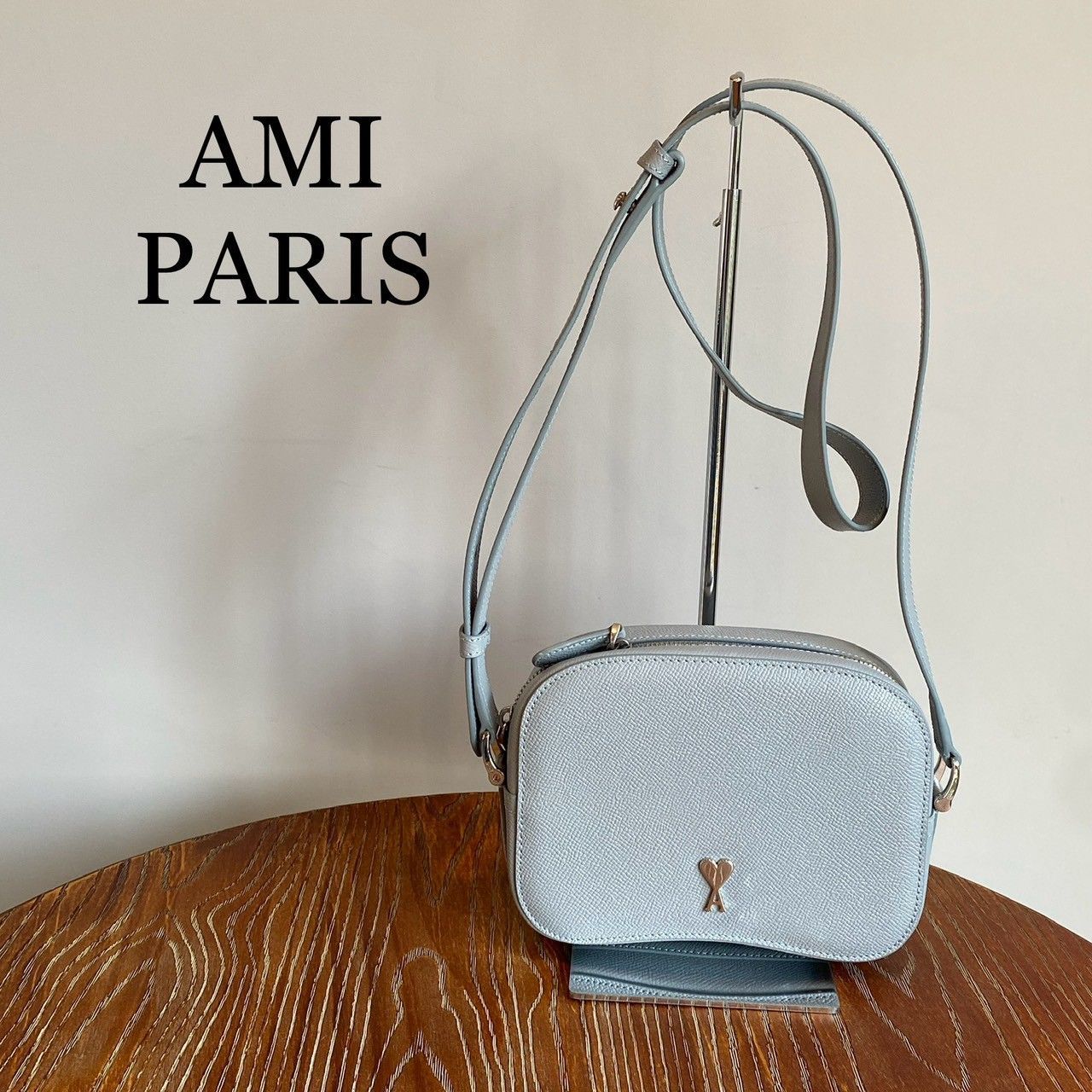 AMI PARIS』アミパリス カメラバッグ - メルカリ