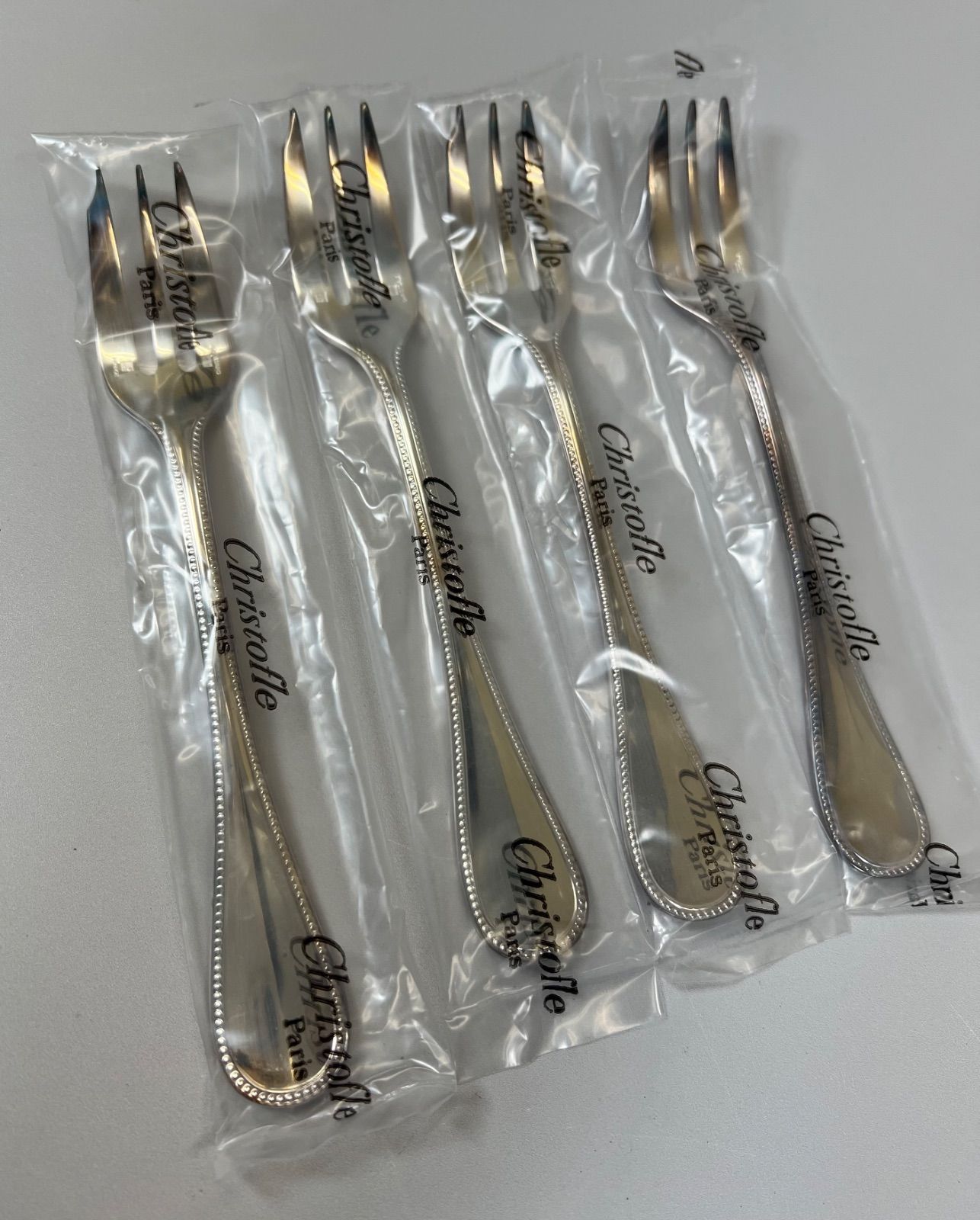 Christofle 未使用 クリストフル フォーク 4本セット - メルカリ