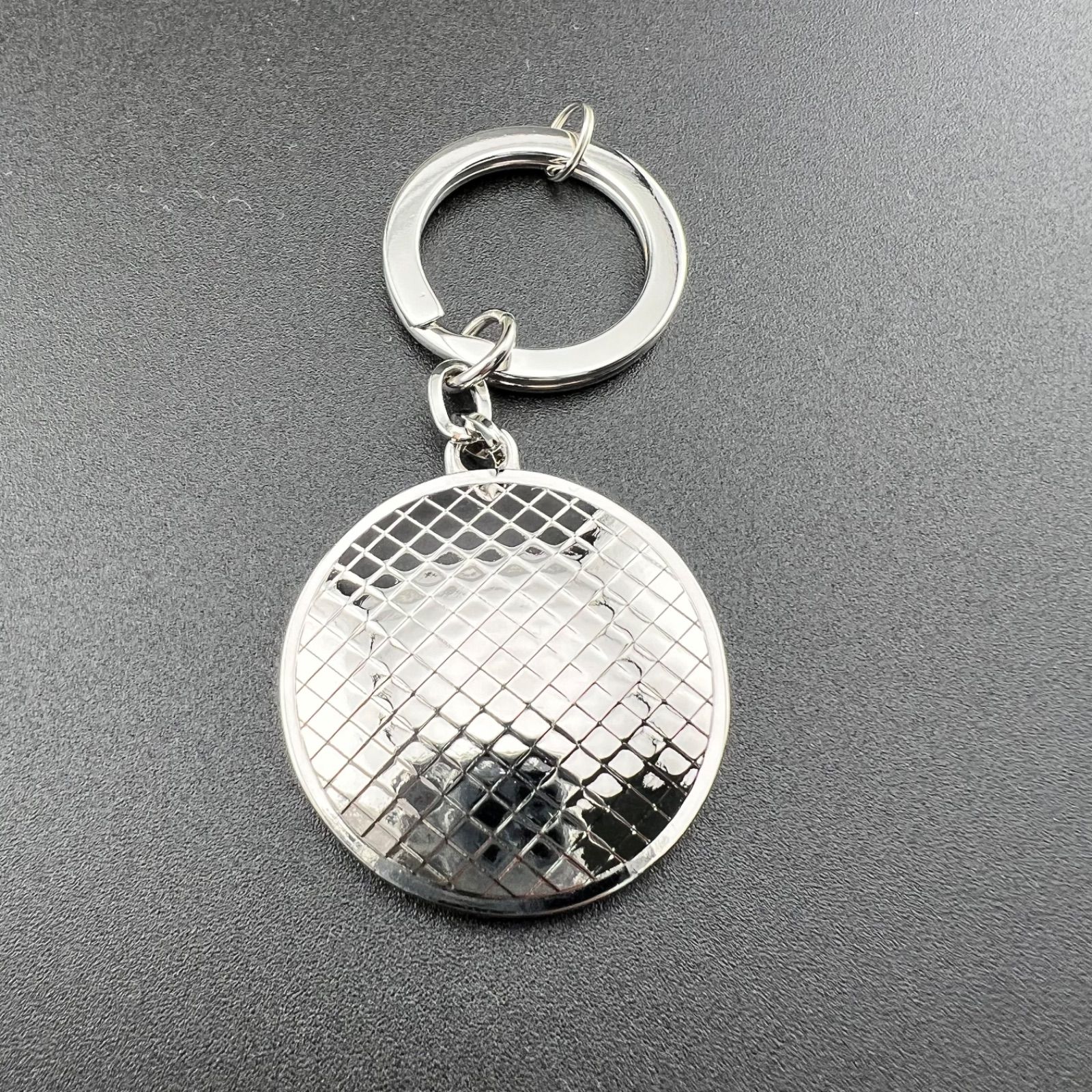 BENTLEY ベントレー キーホルダー キーリング グリーン - メルカリ