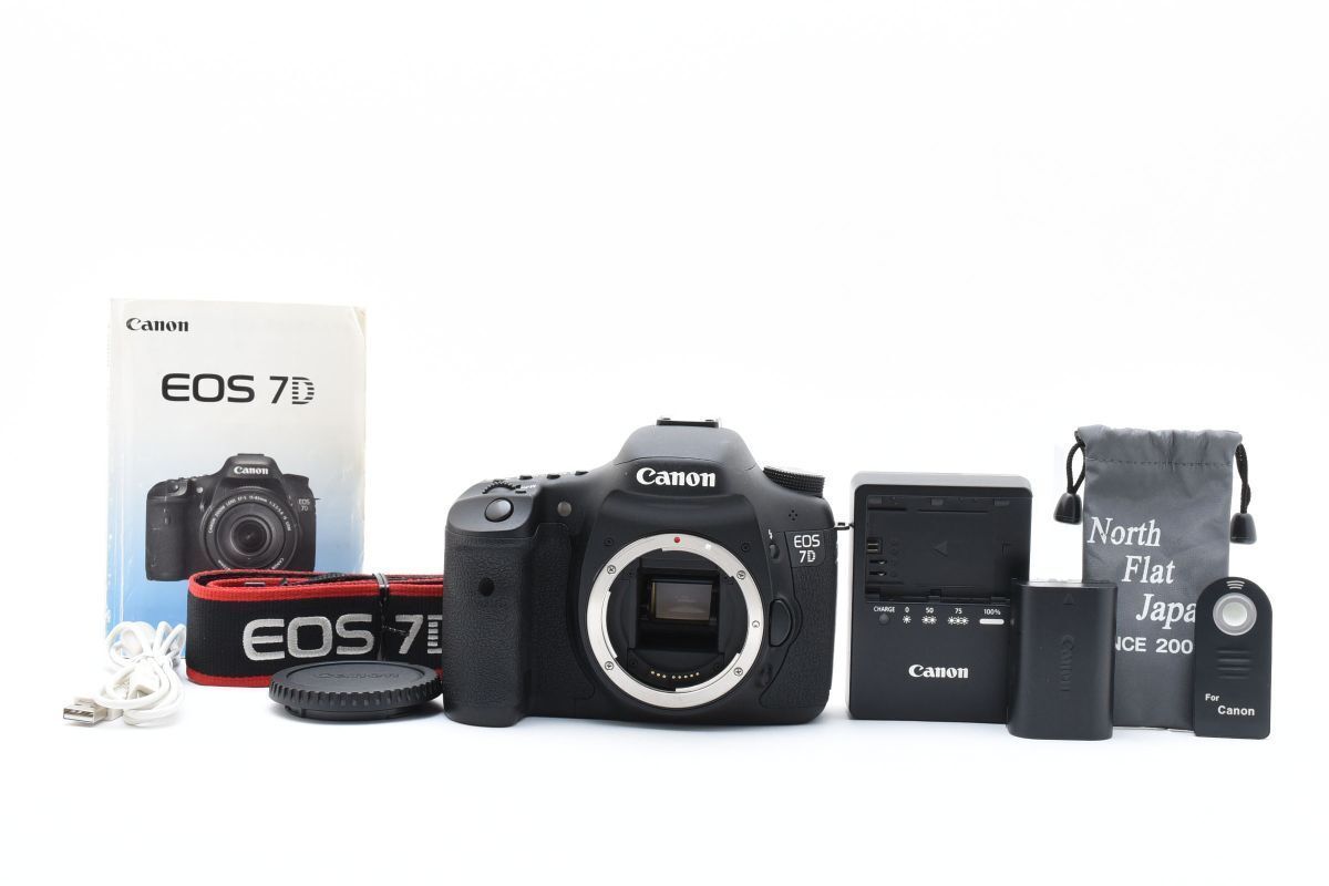 ショット数34600回 美品 Canon EOS 7D 充電器付き 付属品多数 AA4055