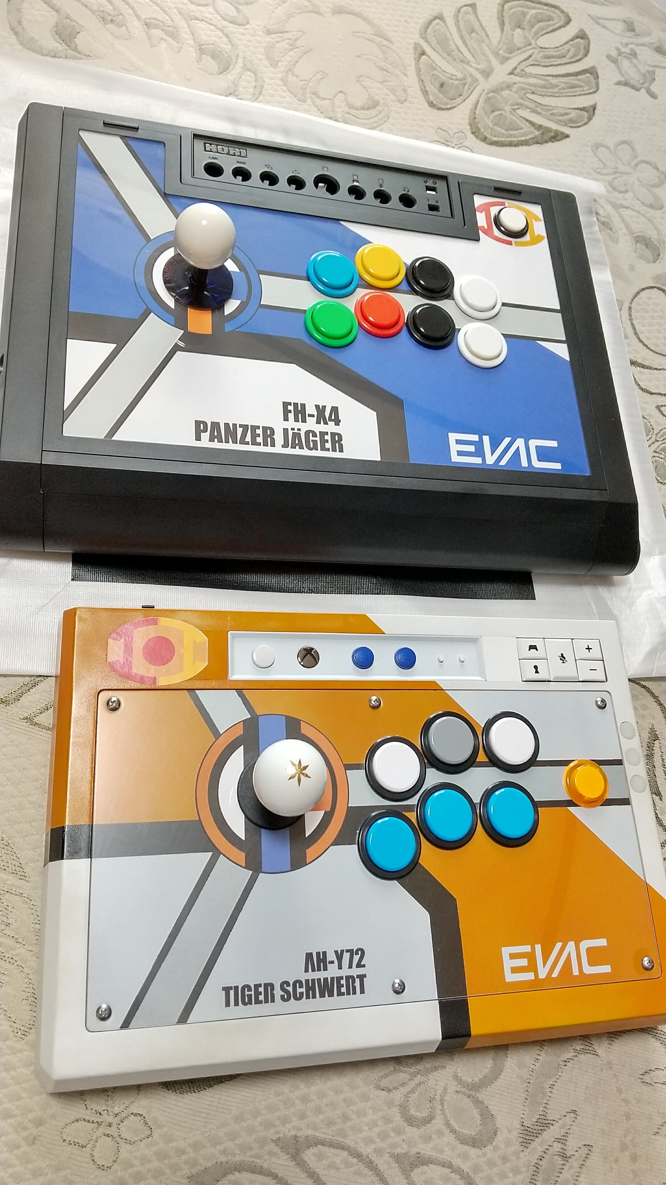 Fighting Stick αの天板絵を交換してみませんか｜松藏