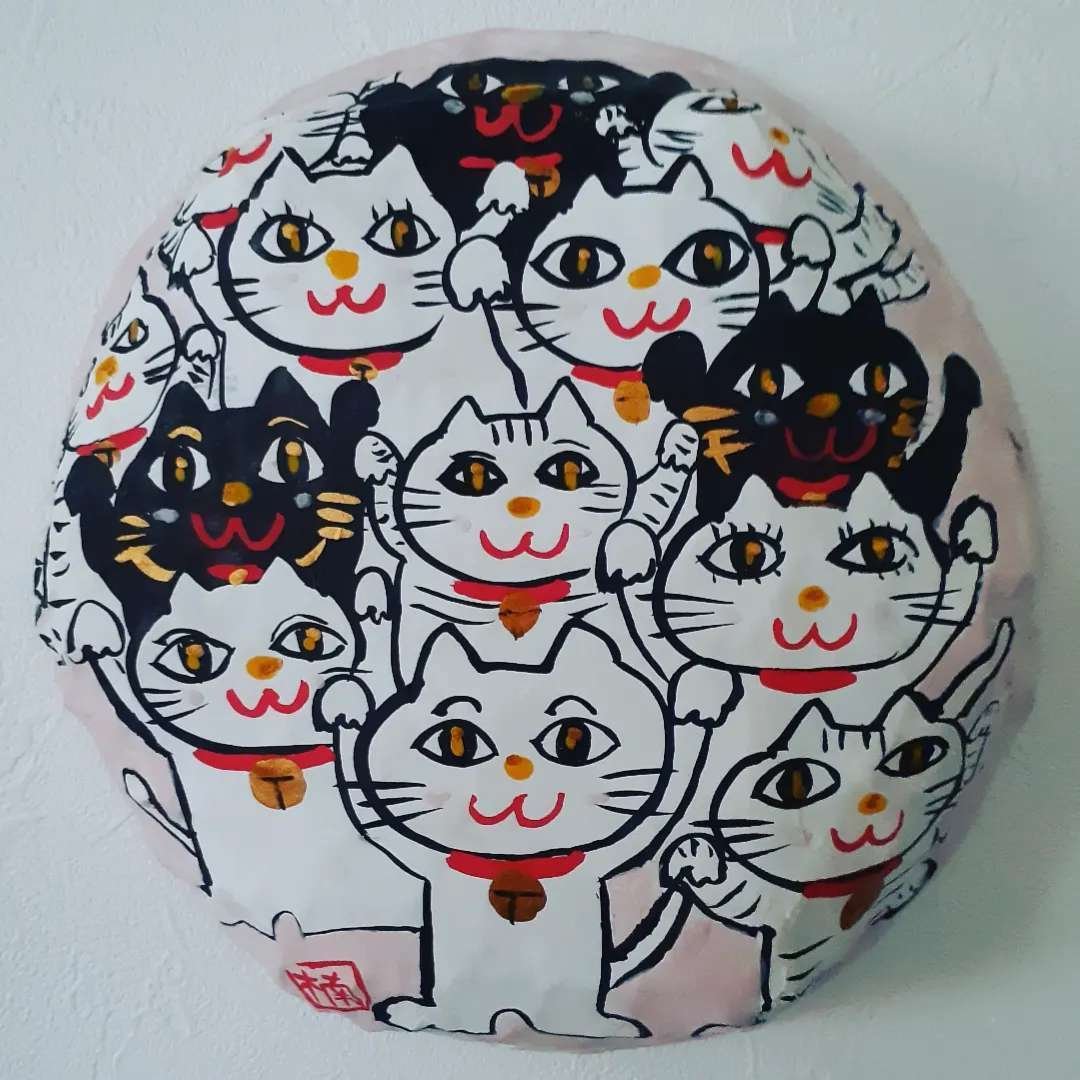 作品紹介 日本画の招き猫｜ハッピー太陽画家小楠アキコ