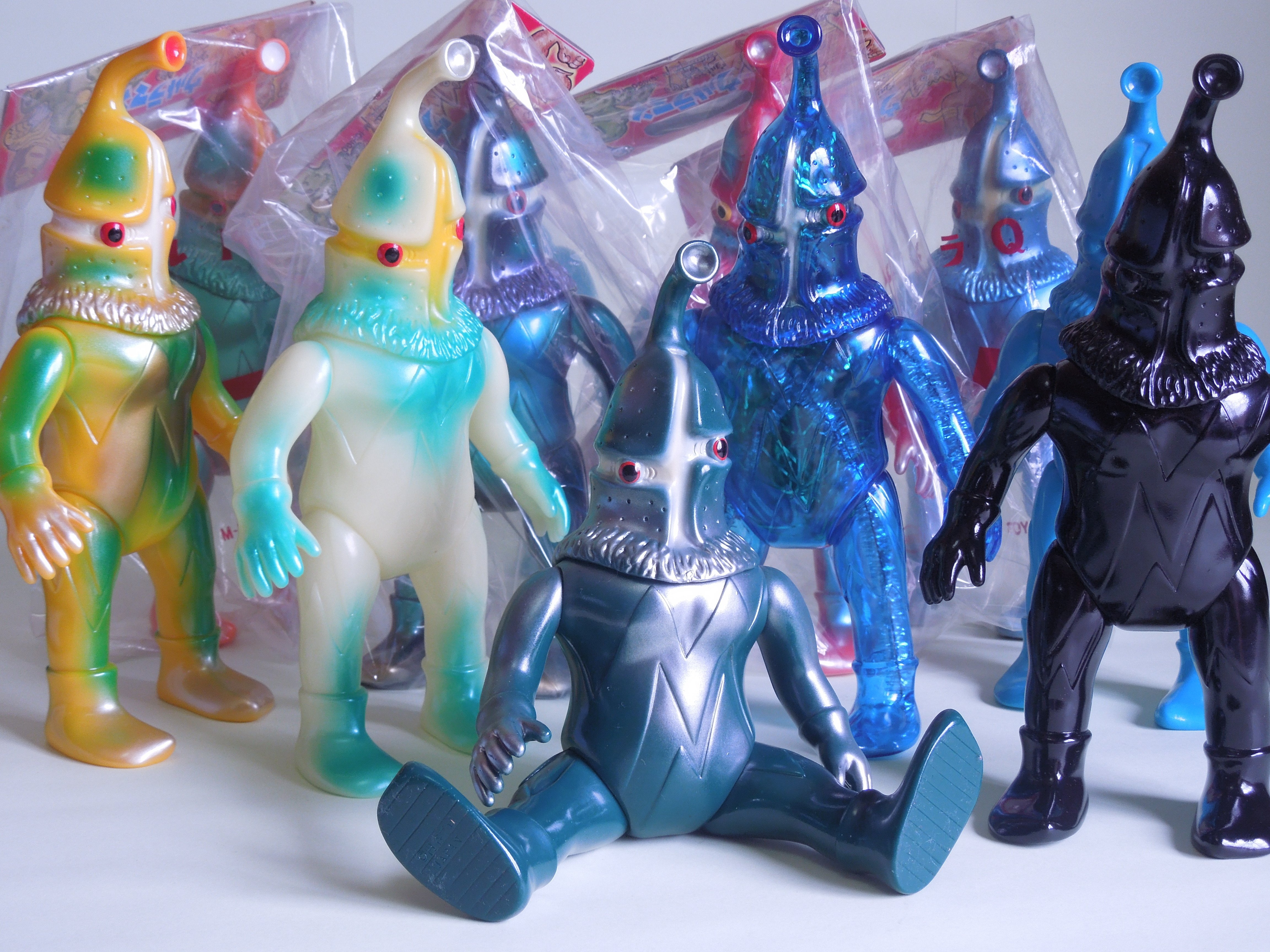 M1号製 スタンダード・ソフビ ケムール人 カラバリ｜ゆる