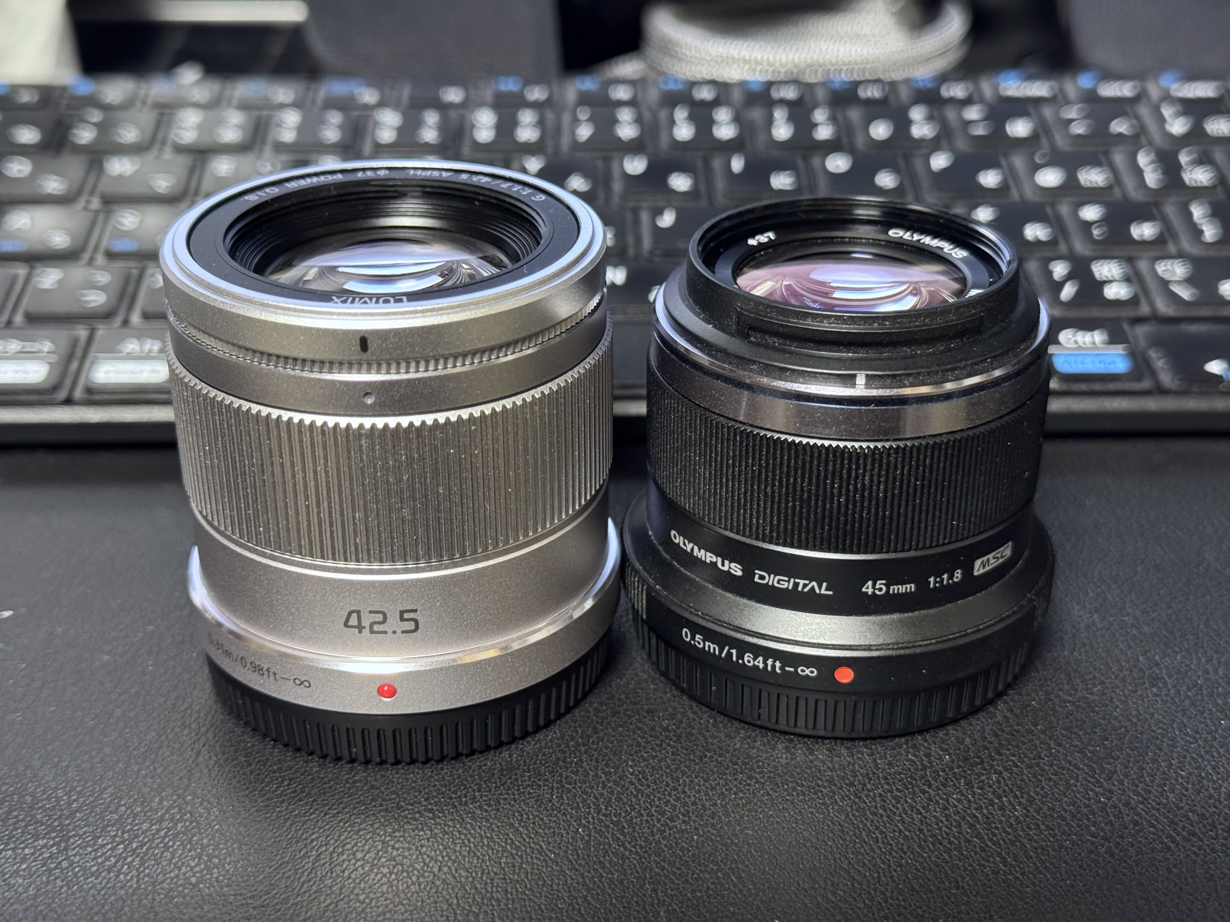 M.ZUIKO DIGITAL 45mm f1.8」と「LUMIX G 42.5mm f1.7 POWER O.I.S.
