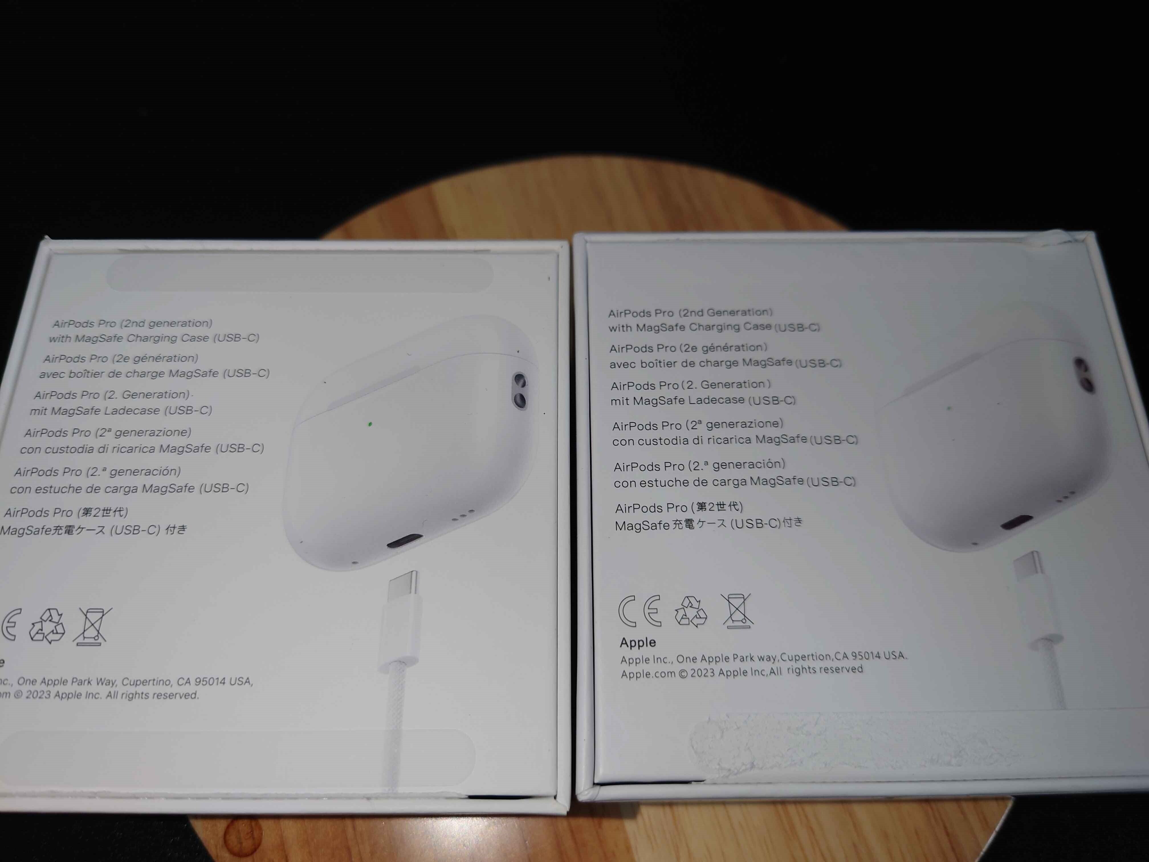 メルカリで買ったAirpods pro第二世代(偽物)と本物比べてみた。(見た目