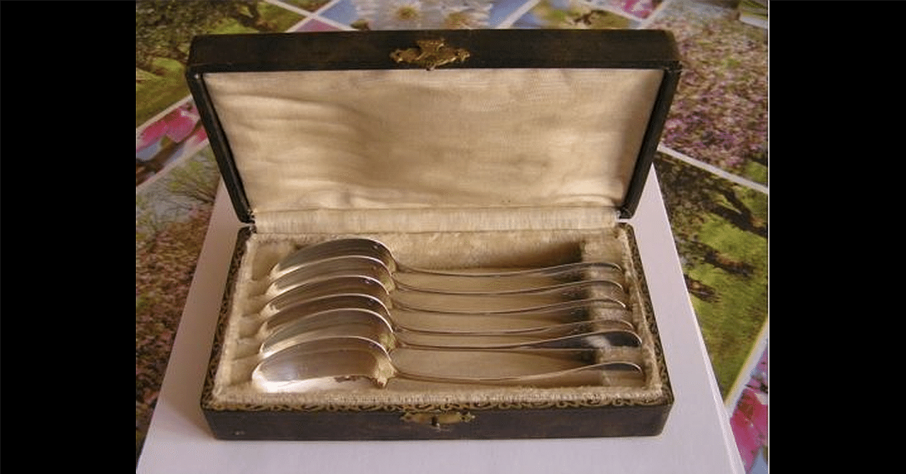 フランス銀器の真髄：エミール・ピュイフォルカの純銀コーヒースプーン