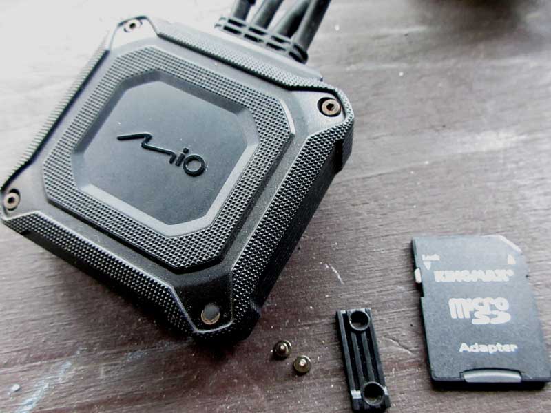 実機レビュー】デイトナ製ドラレコ「mio M760D」！取り付けや接続