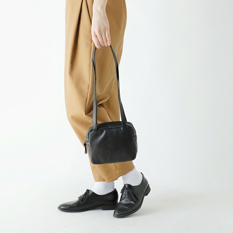 Aeta アエタ パフィー ロング ハンドル ボストン バッグ Sサイズ