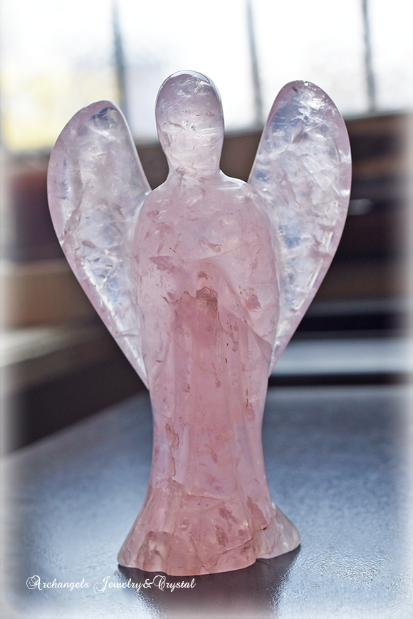 ローズクォーツ・エンジェル・カーヴィング