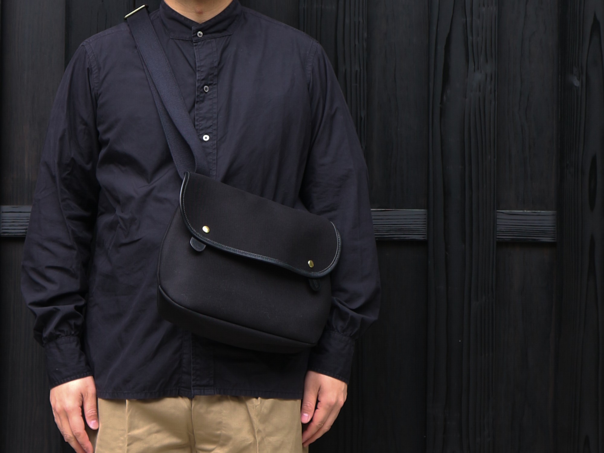 イギリス老舗バッグメーカー、【Brady / ブレディ】の取り扱いが