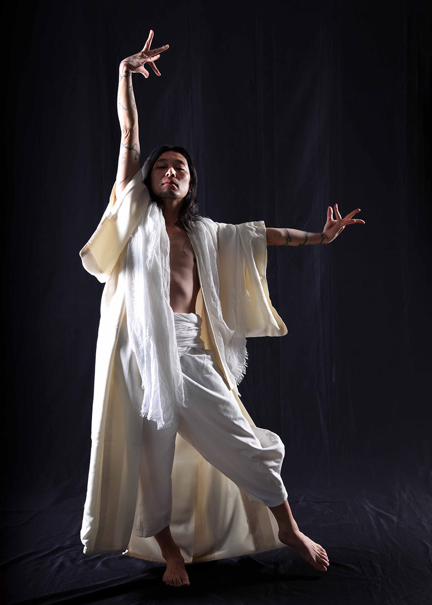 BIOGRAPHY | ATSUSHI TAKAHASHI official site