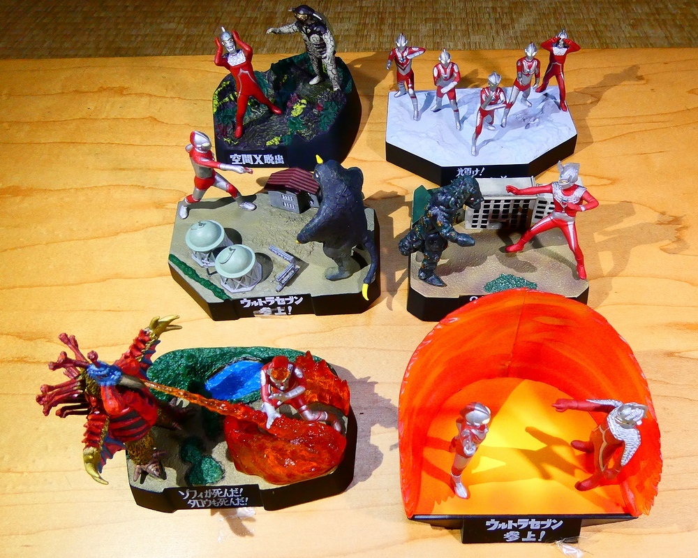 ウルトラ怪獣戯画 ゾフィ対バードン 【 怪獣名鑑シリーズ 】 ウルトラ