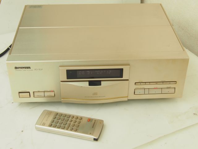 高額買取実施中!!】Pioneer パイオニア CDプレーヤー PD-T07A