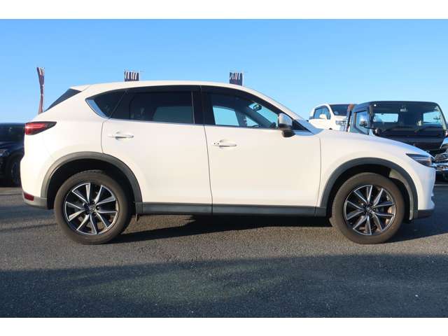 マツダ CX-5 ディーゼルターボXD Lパッケージ 黒革 追従クルコン