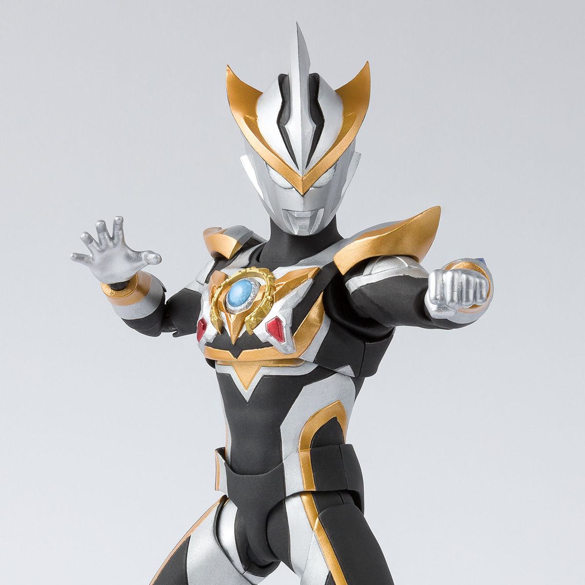 抽選販売】S.H.Figuarts ウルトラマンルーブ | ウルトラマンR／B