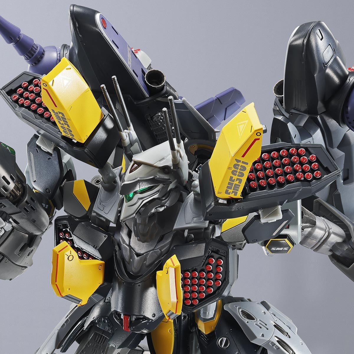 DX超合金 VF-25S アーマードメサイアバルキリー （オズマ・リー機