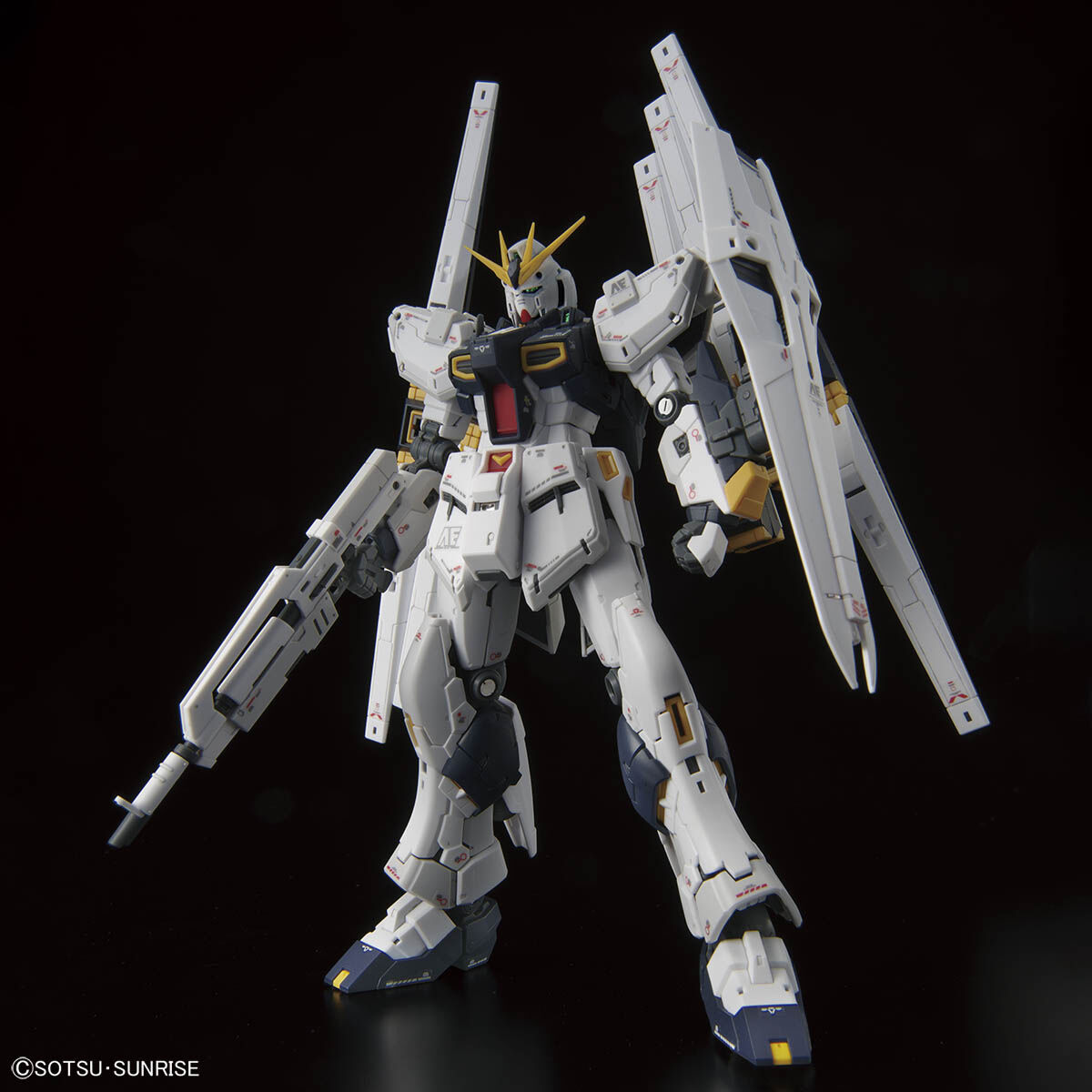 RG 1/144 νガンダム(ダブル・フィン・ファンネル装備型) − 商品情報
