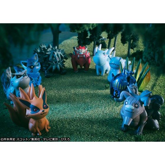 うずまきナルト」と「尾獣」9体が可愛いデフォルメフィギュアのセット