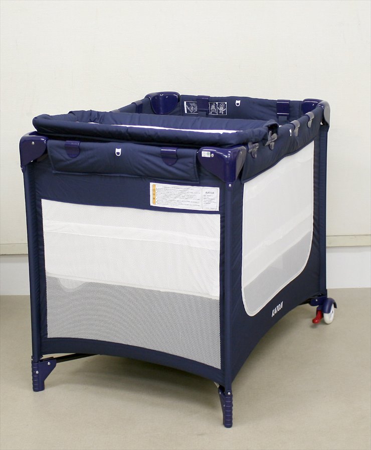 ポータブルベビーベッド おむつ替えテーブル付 ネイビーブルー