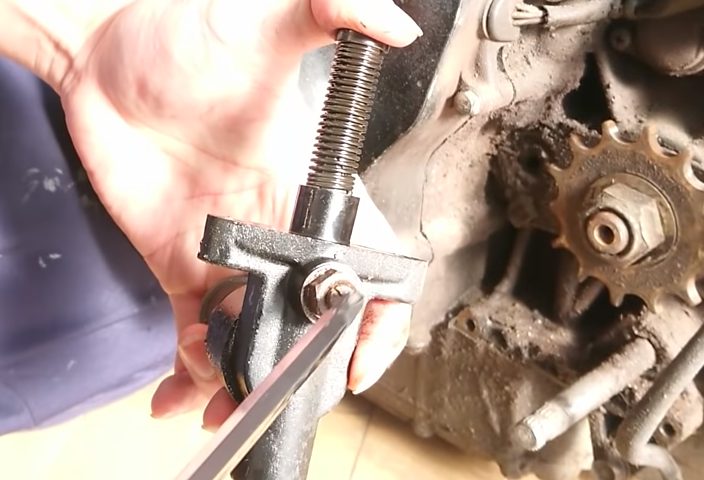 バイクのカムチェーンテンショナーの交換方法 | GS400 旧車バイクの