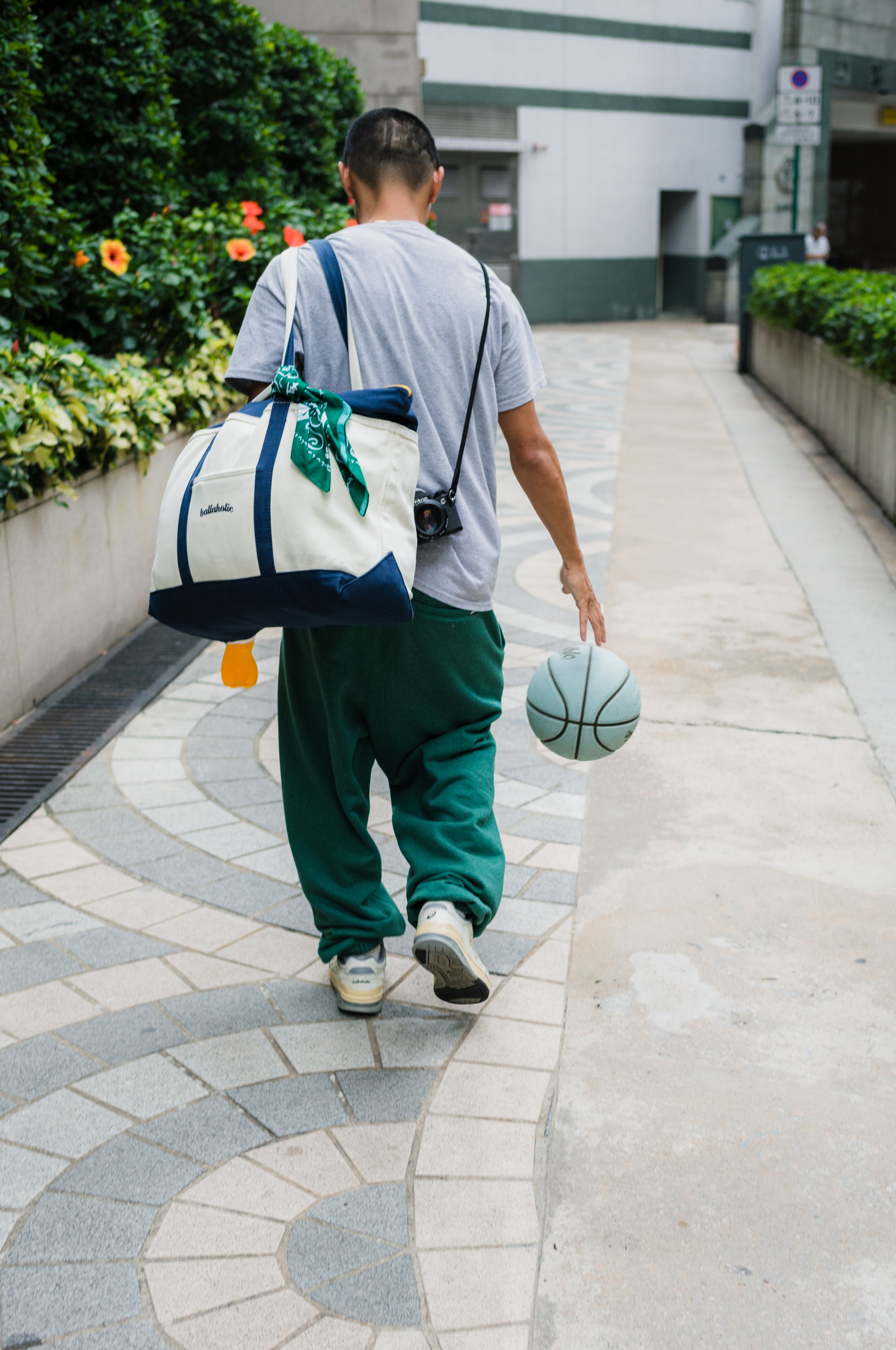 Small Logo Sweat Pants (heather green) – ballaholicオンラインショップ