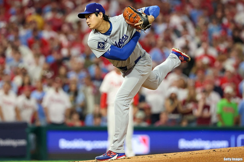 ドジャース、逆転勝利で地区シリーズも白星発進 大谷翔平6回3失点でPS