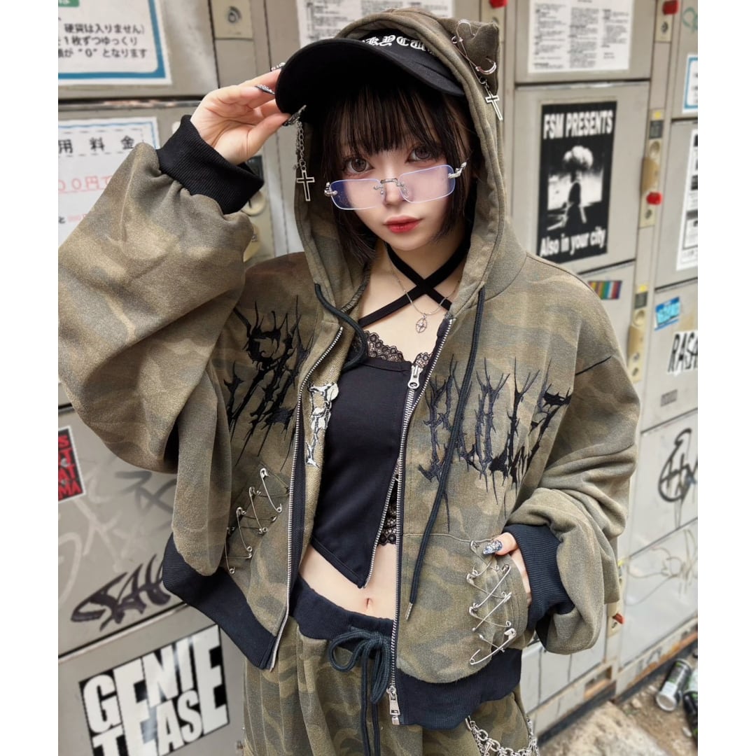 渋谷店で人気！】ネコ耳カモフラZIPパーカー | VOLCAN&APHRODITE
