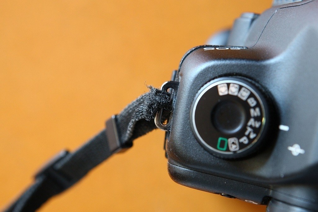 ストラップについて』 CANON EOS 5D Mark III ボディ のクチコミ掲示板