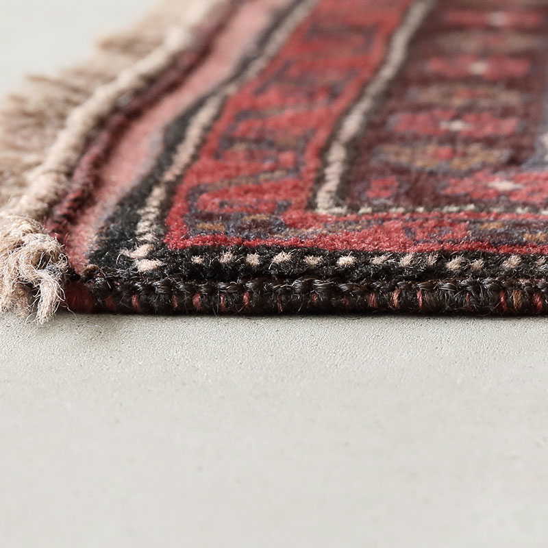 お洒落なヴィンテージラグ☆トライバルラグ バルーチ ヴィンテージラグ