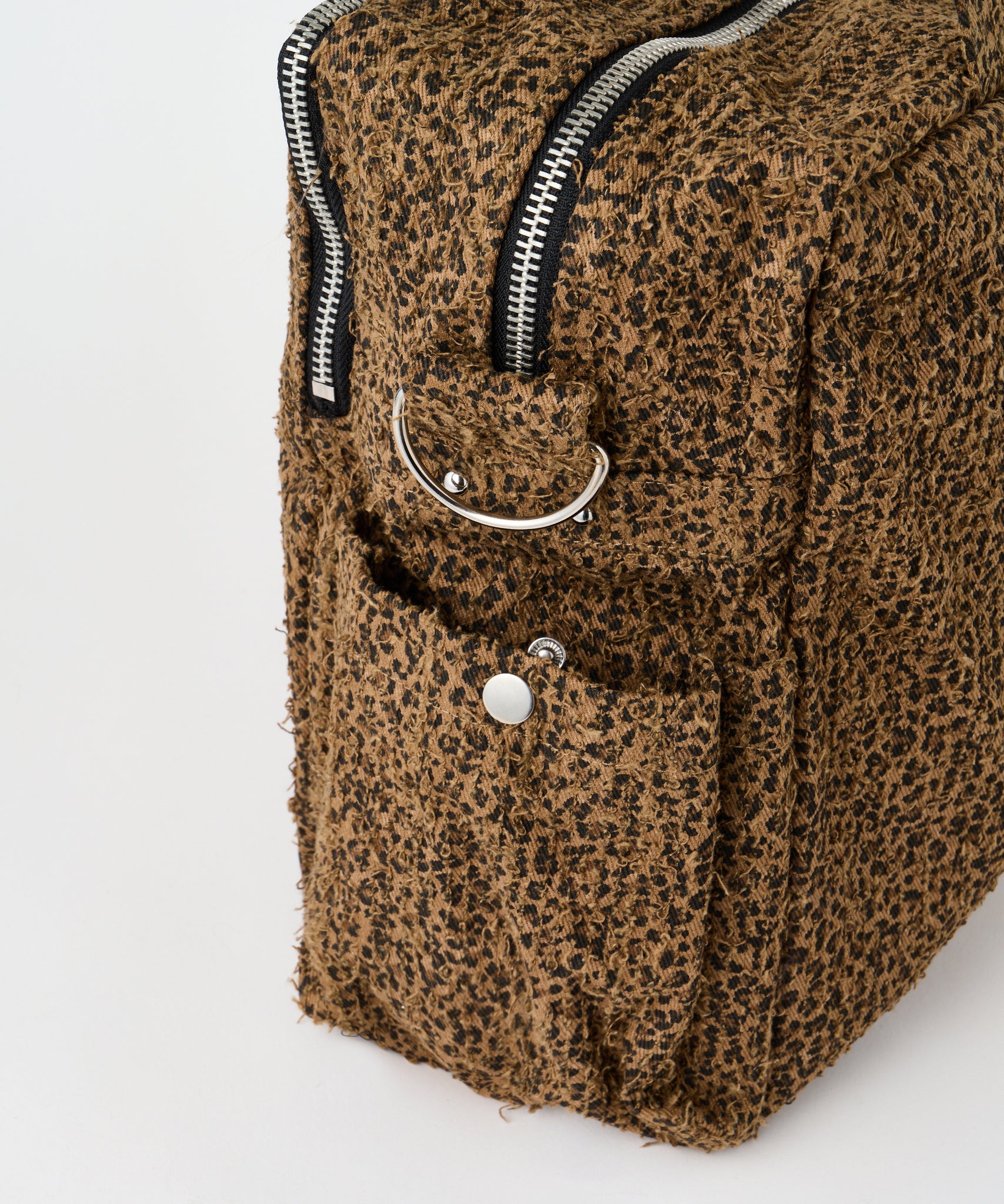 BIG B LOGO BAG – BEEDEN